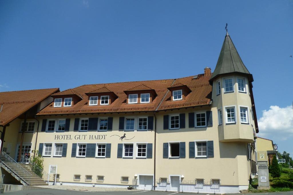 הוף Landhotel Gut Haidt מראה חיצוני תמונה