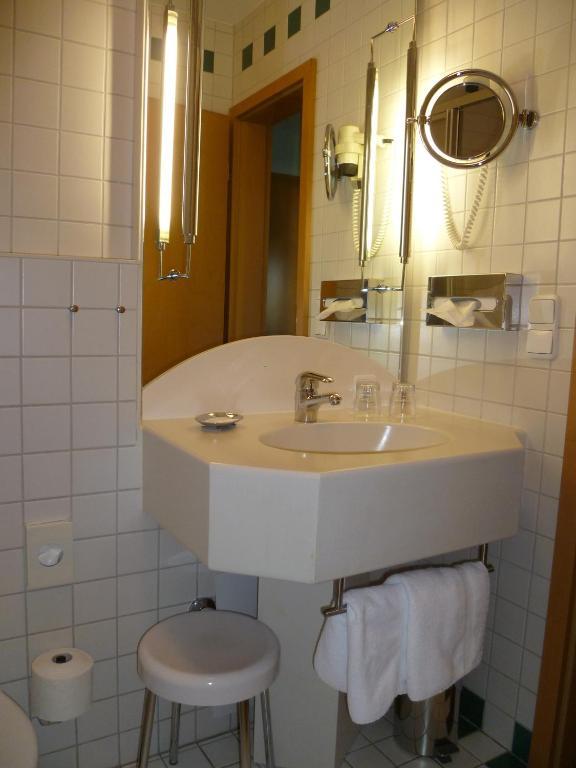 הוף Landhotel Gut Haidt מראה חיצוני תמונה